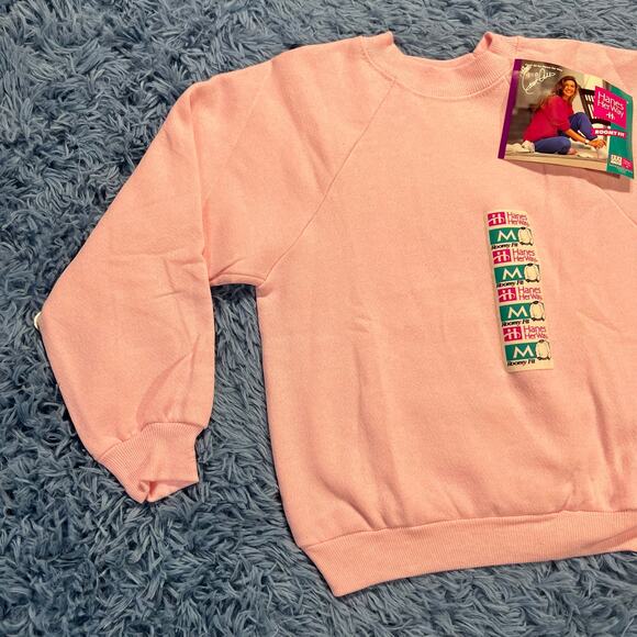 VINTAGE Pink Crewneck Sweater Size Medium Youth Hanes Her Way Classic Outdoor - Picture 3 of 12